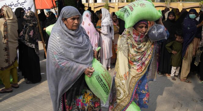 रमजानको समयमा लुटपाटको प्रतिरोध गर्दा पाकिस्तानमा १९ को मृत्यु, ५५ घाइते