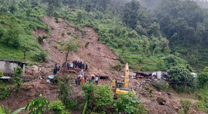 दोरम्बा पहिरोः मृत्यु हुनेको संख्या ८ पुग्यो