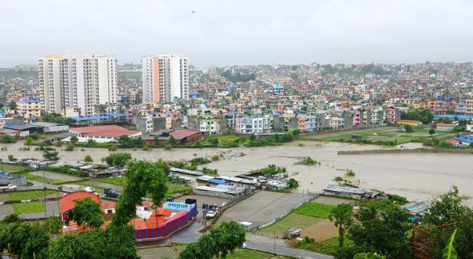 काठमाडौंमा भीषण वर्षाः विष्णुमती, इच्छुमती, धोबिखोला तटीय क्षेत्रमा सतर्कताको सूचना