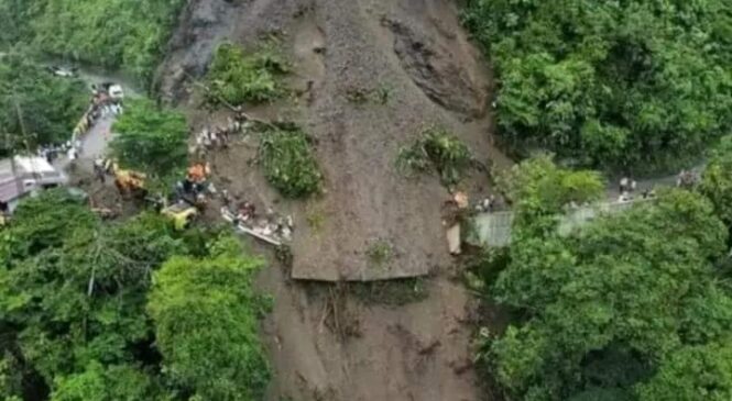 त्रिशूलीमा बेपत्ता भएका दुईवटा बसको खोजी जारी